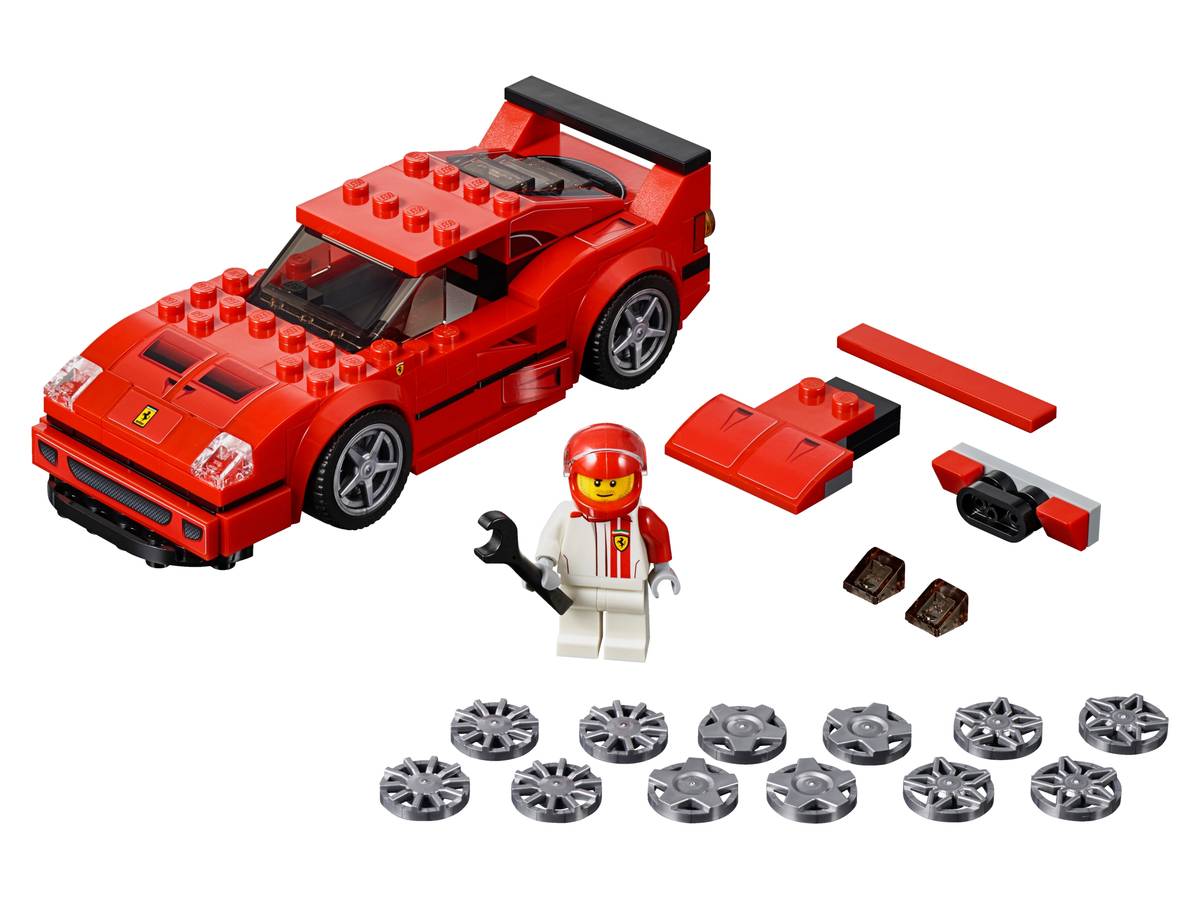 LEGO Ferrari F40 Competizione 75890 con minifigura y accesorios