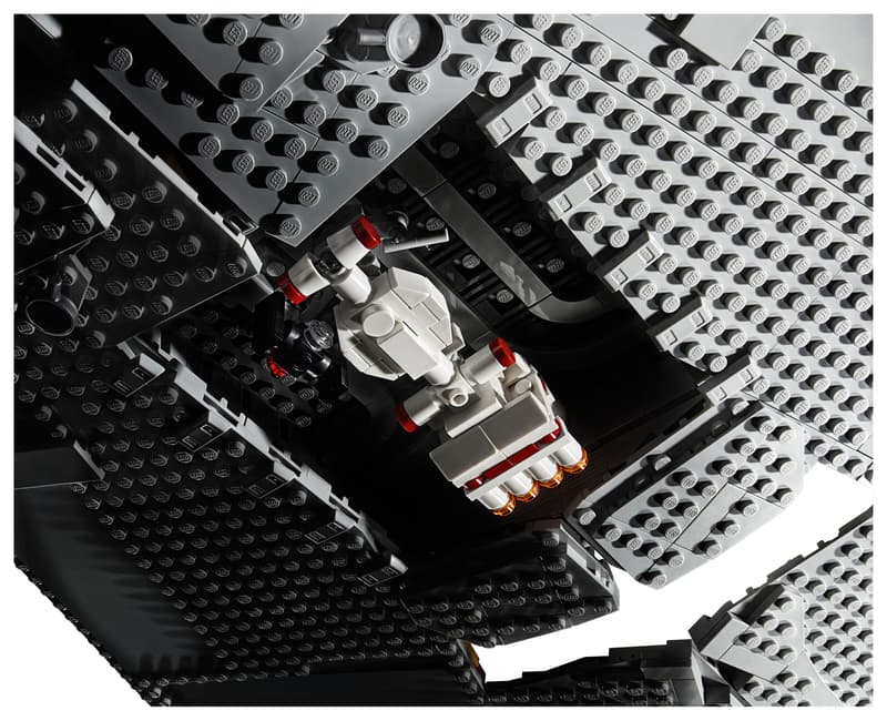 Tantive IV junto al LEGO Destructor Estelar Imperial 75252