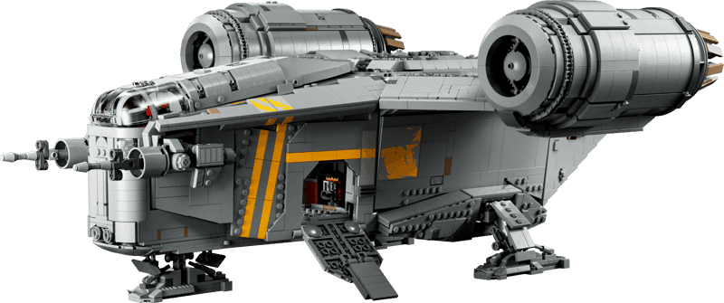 LEGO Razor Crest UCS 75331 con la rampa trasera abierta