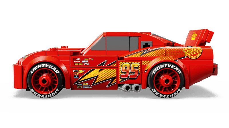 Perfil lateral del LEGO Rayo McQueen 77255 con el número 95 y el logotipo Rust-Eze
