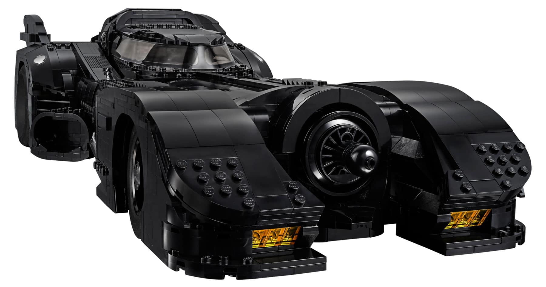 Vista frontal del LEGO 76139 Batmóvil de 1989