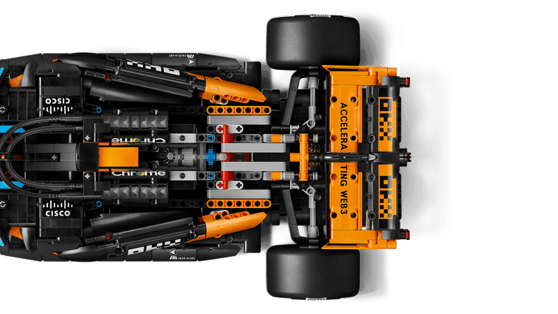 Vista inferior del LEGO Technic McLaren MCL39 F1 42228